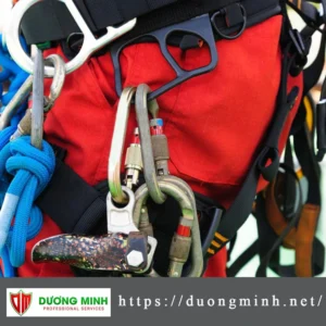 Bộ dụng cụ đu dây lau kính