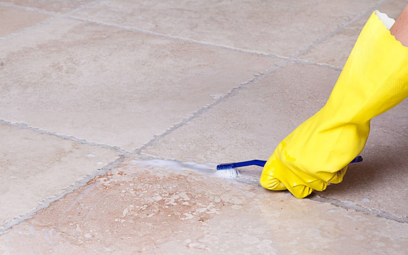 Cách tẩy vết ố trên sàn nhà